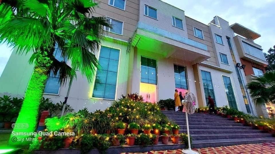 Hotel Pacific Roorkee 外观 照片